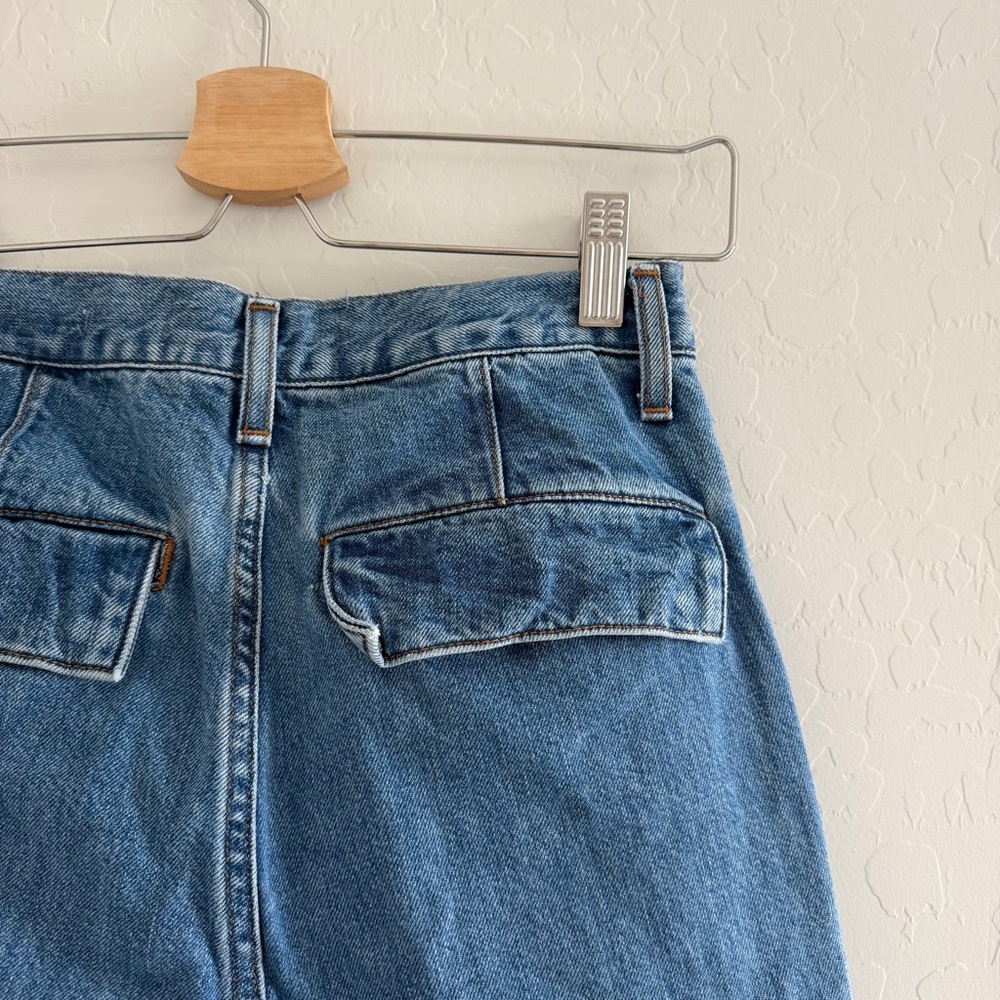 Denim Forum The '90s Millie Hi-Rise Cargo Jean in 5 Yrs Kiss N Tell BIue Size 23 - Picture 8 of 16